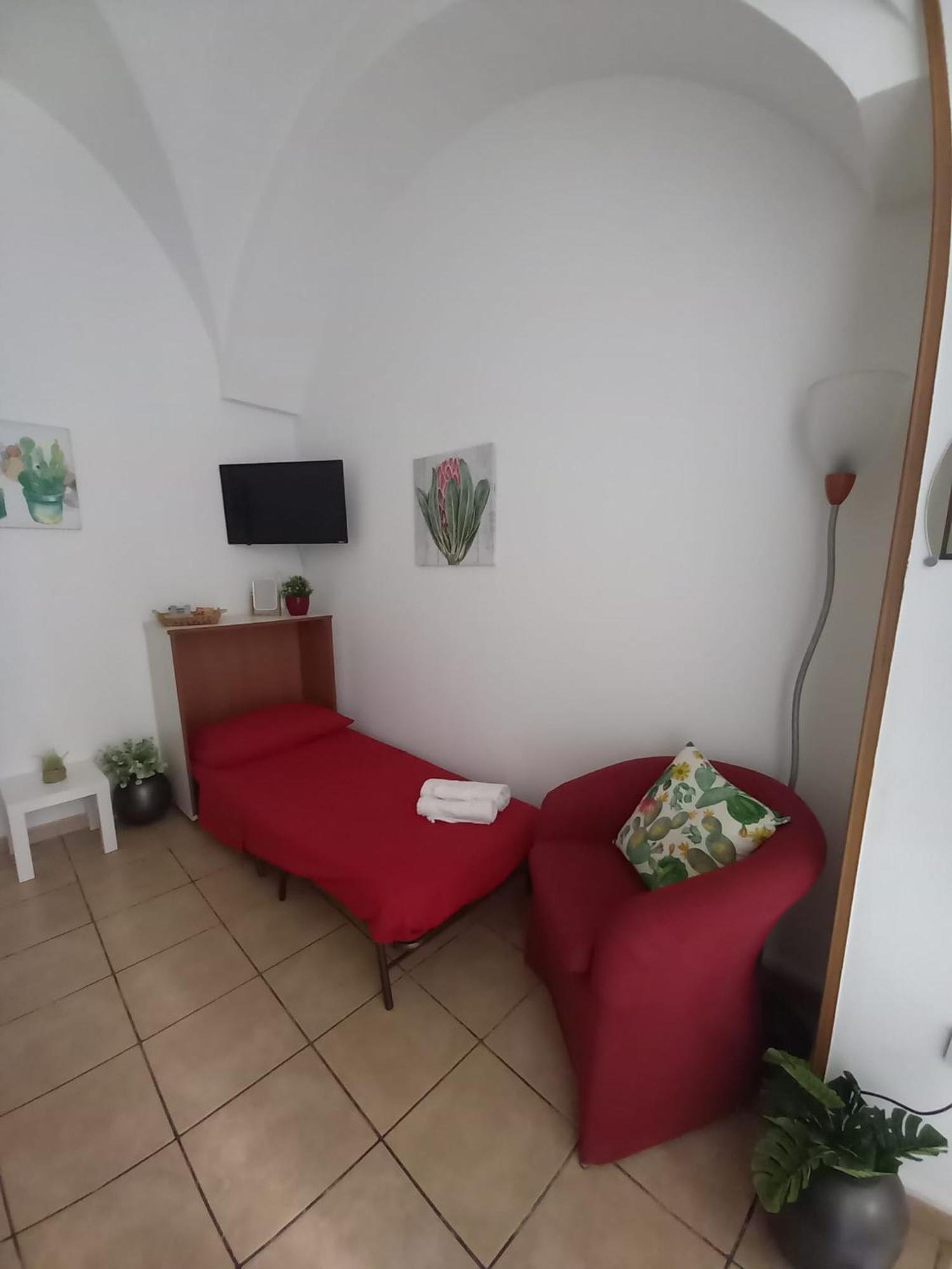 A Casuzza Apartment Catania Bagian luar foto